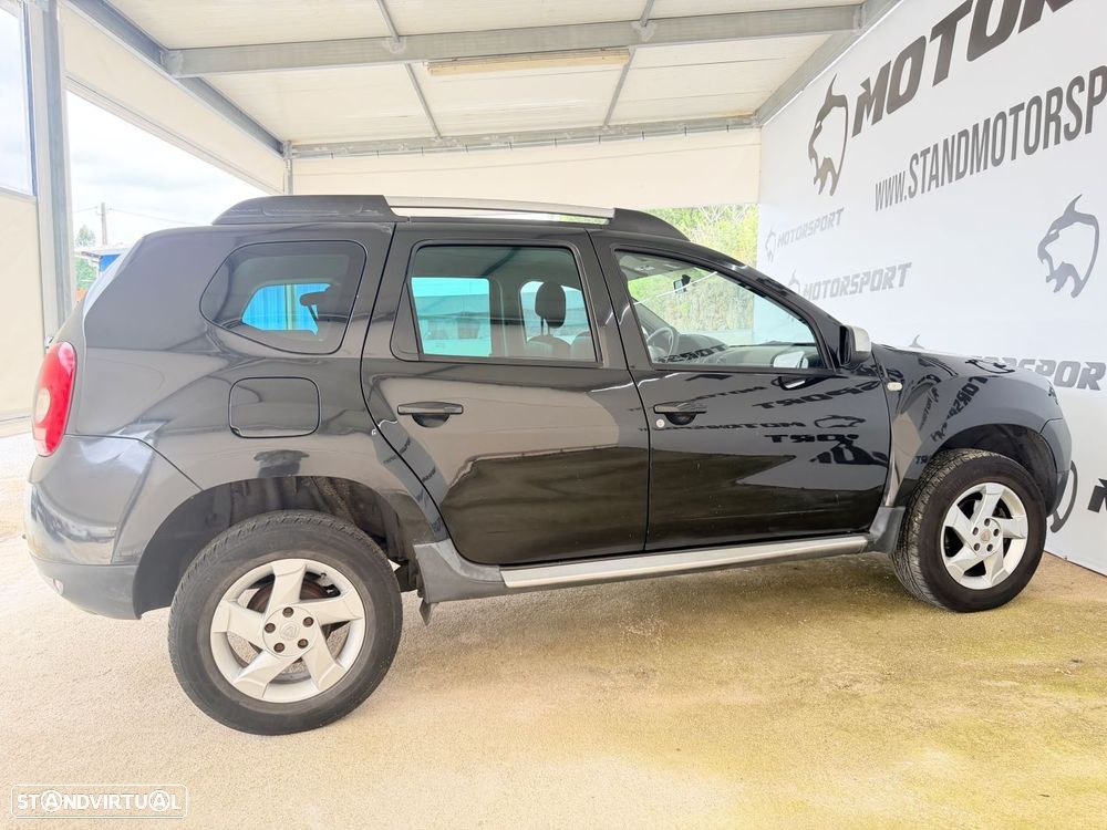 Dacia Duster 2010 photo 4