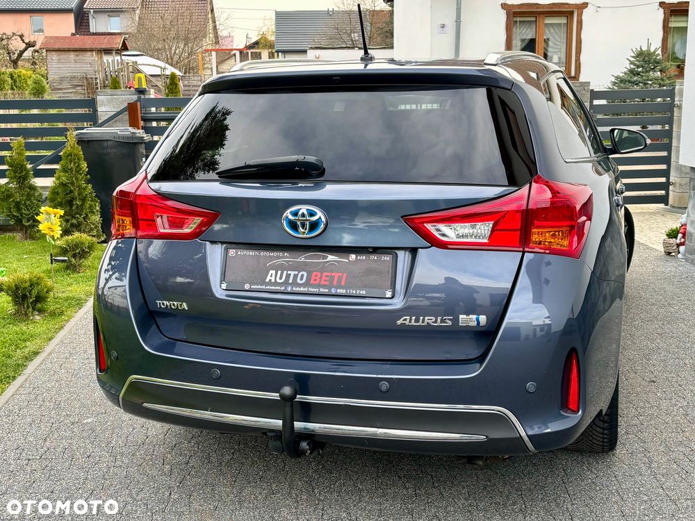 Toyota Auris 1.8 HSD Prestige NAVI - 33