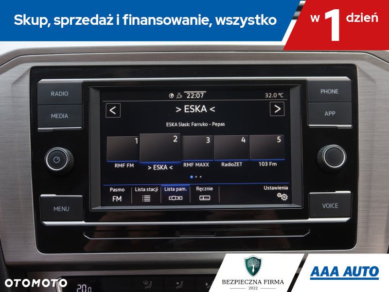 Volkswagen Passat - 17