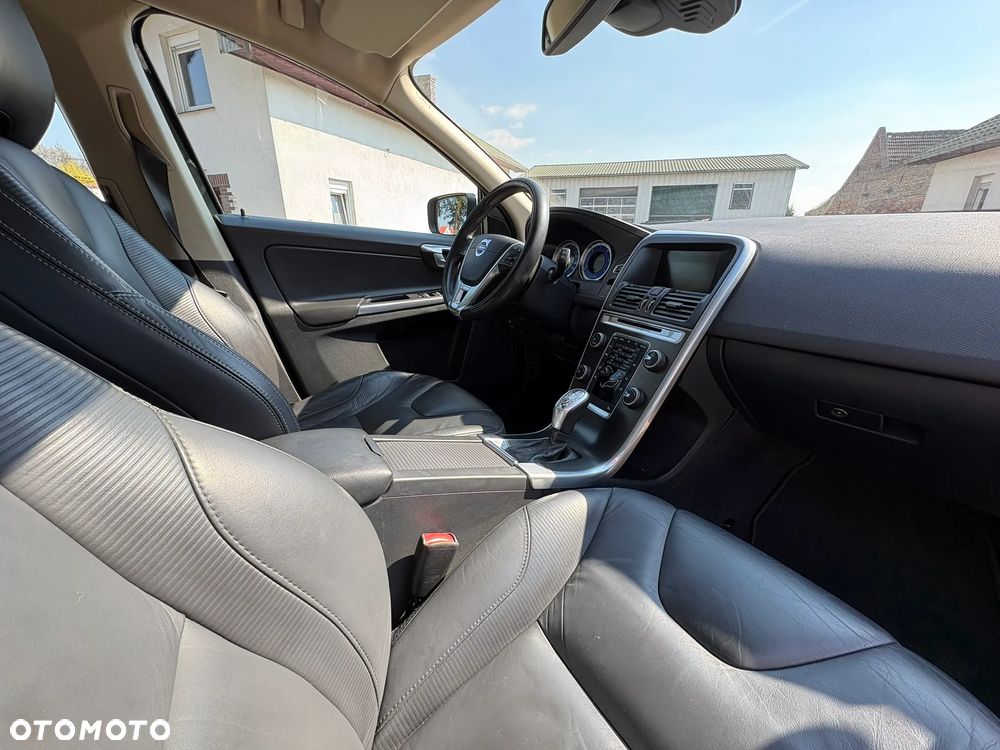 Volvo XC 60 - 19