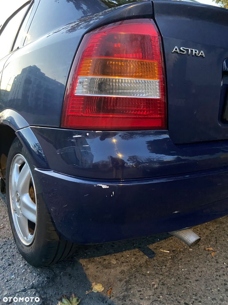 Opel Astra - 16