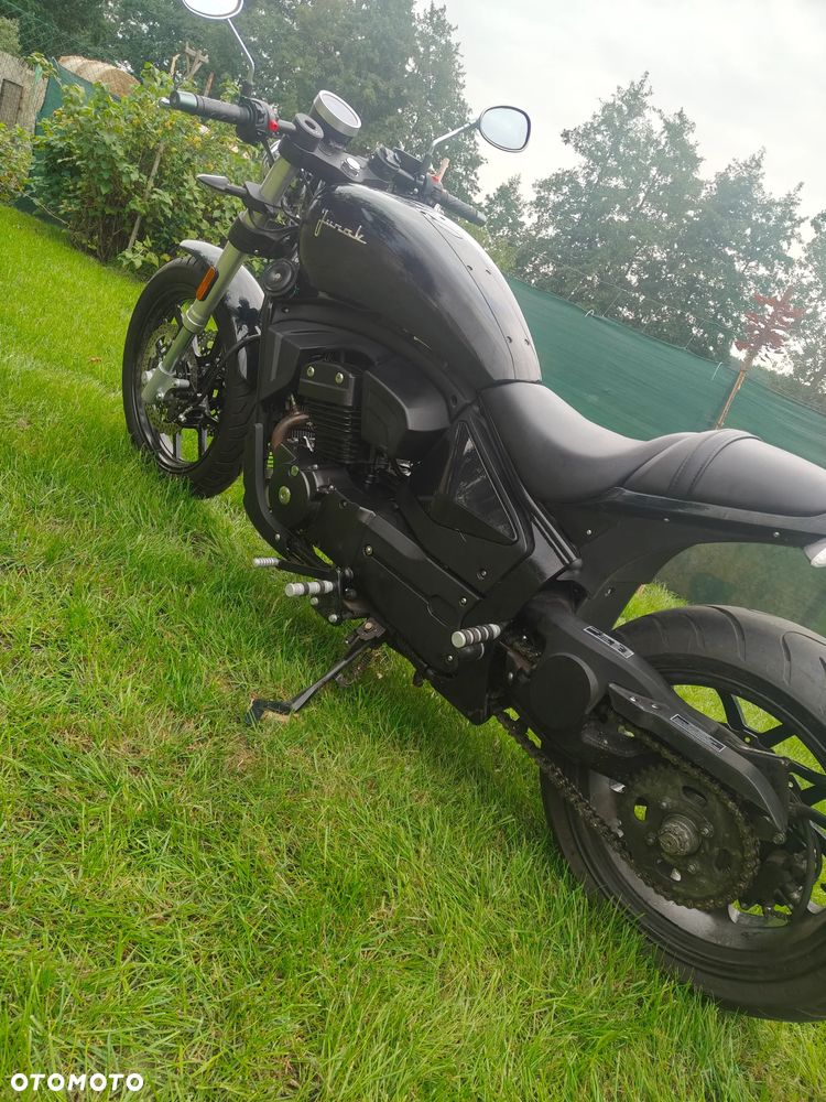Junak 125
