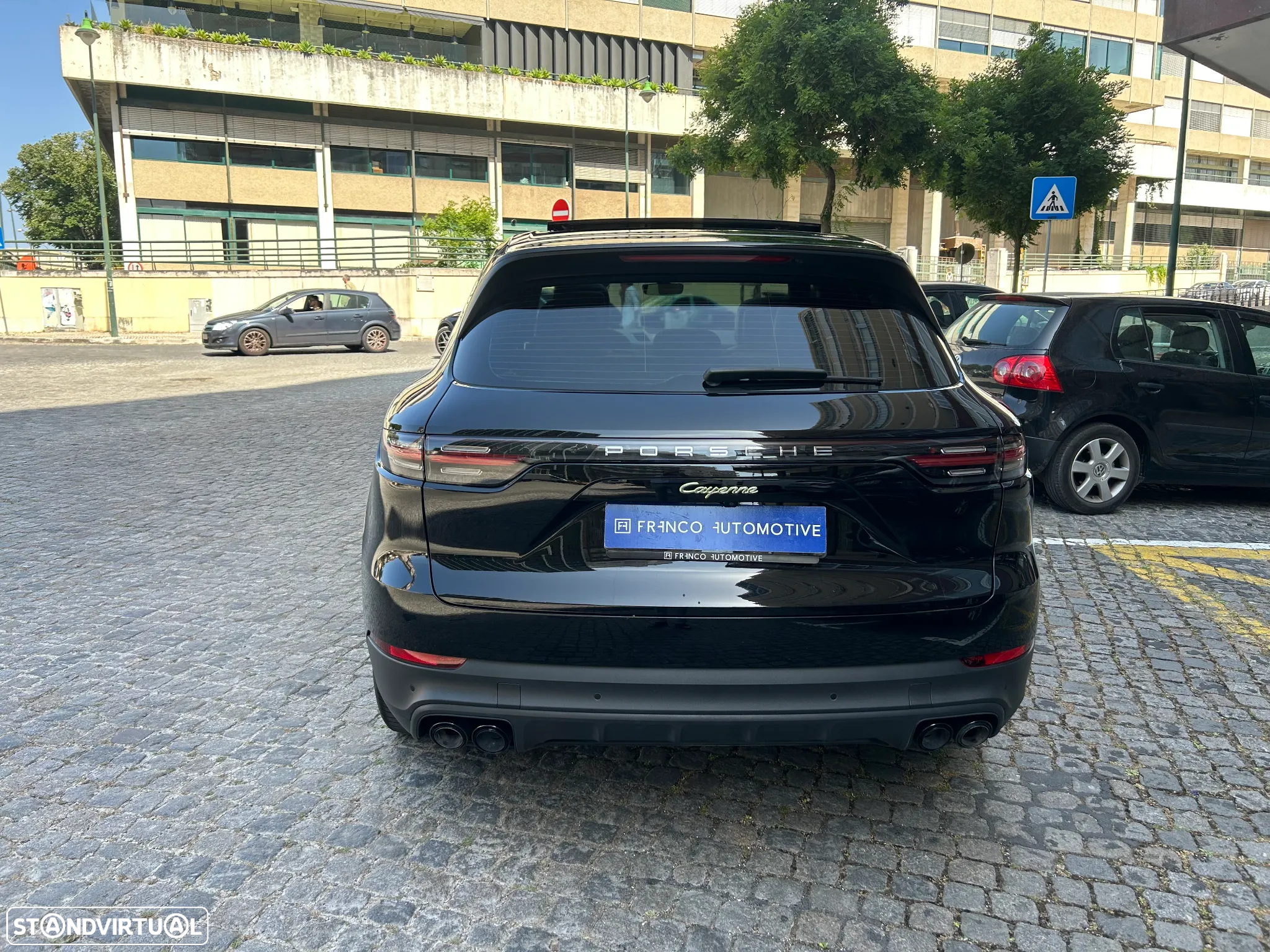 Porsche Cayenne E-Hybrid - 4