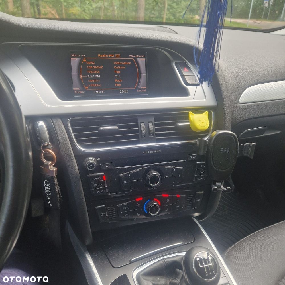 Audi A4 Avant - 6