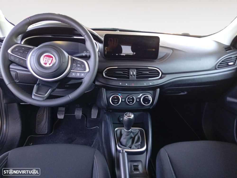 Fiat Tipo Station Wagon Cross 1.0 GSE T3 Cross - 10