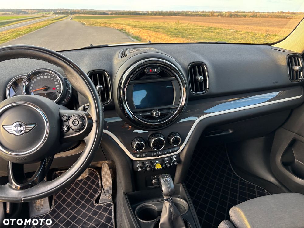 MINI Countryman Cooper SE ALL4 - 12
