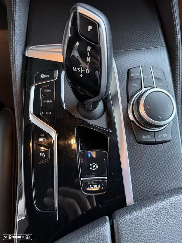 BMW 530 e Pack M - 14