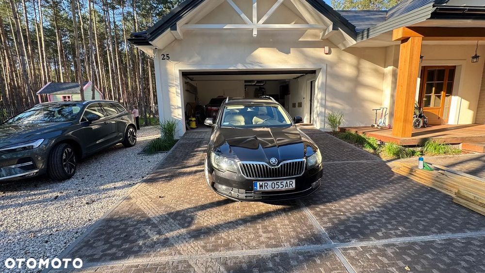 Skoda Superb 2.0 TSI Platinum DSG - 7
