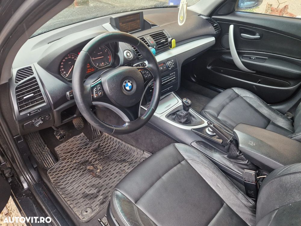 BMW Seria 1 120d DPF Edition Sport - 8