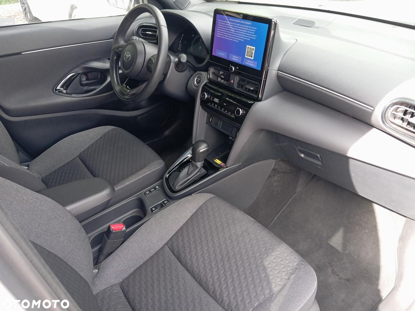 Toyota Yaris Cross - 12