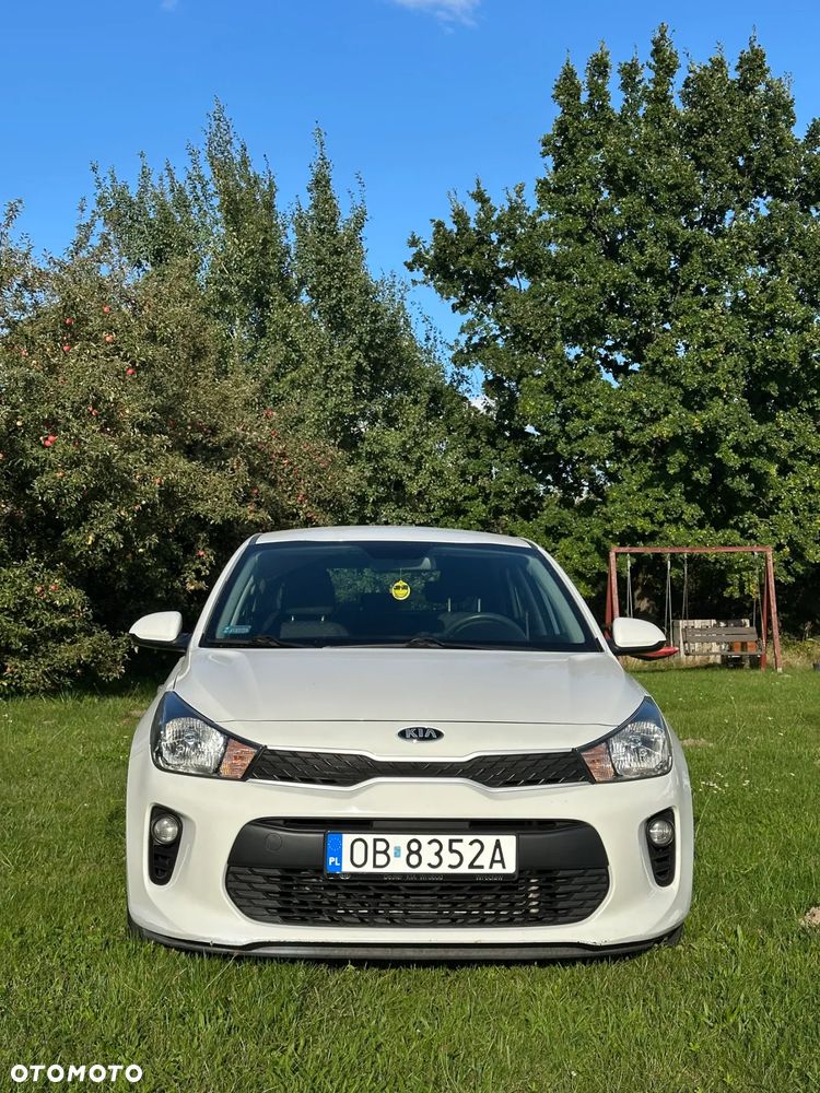 Kia Rio - 1