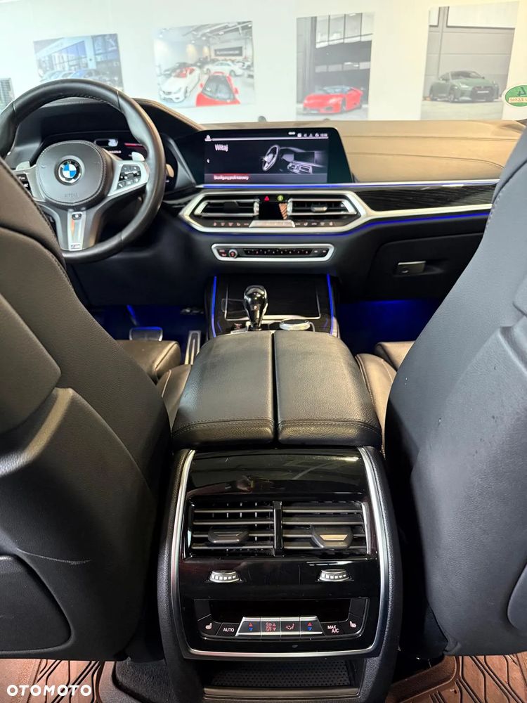 BMW X7 M50d sport - 21