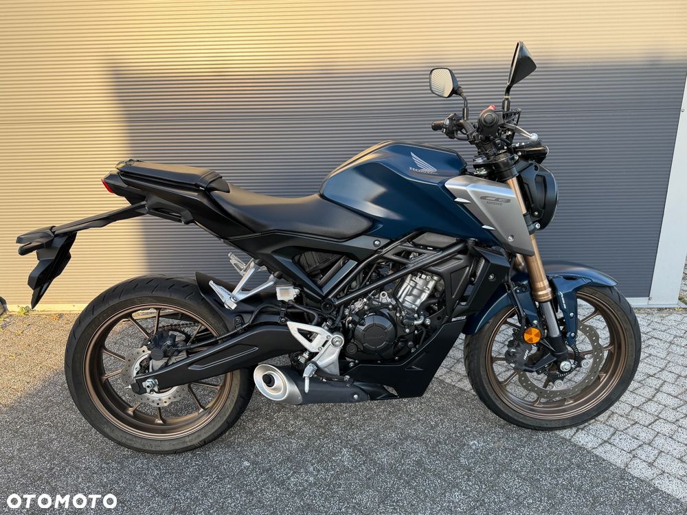 Honda CBF - 17