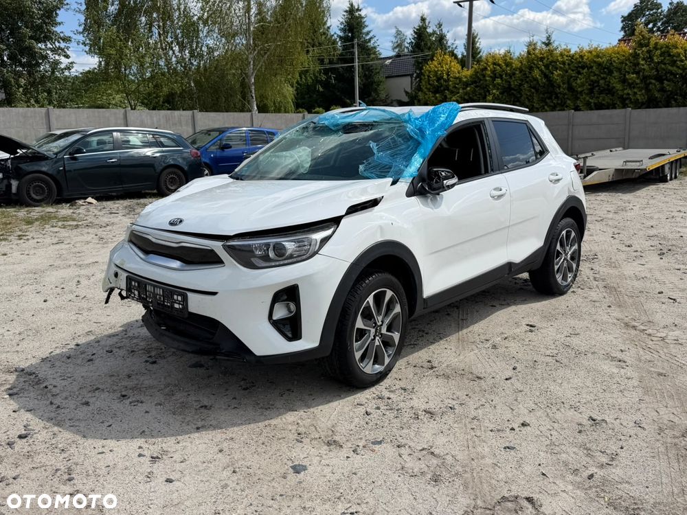 Kia Stonic 1.4 L - 23