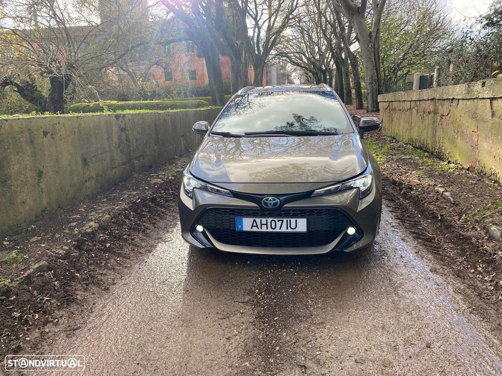 Toyota Corolla Touring Sports 1.8 Hybrid Comfort+P.Sport - 2