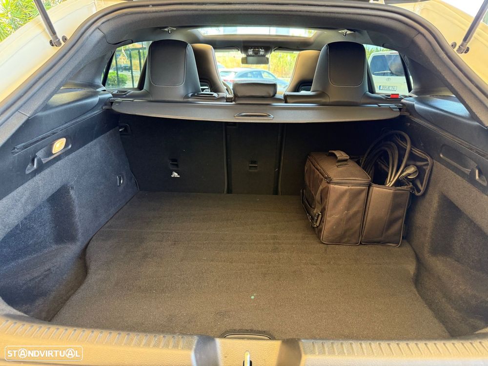 Mercedes-Benz CLA 250 - 37