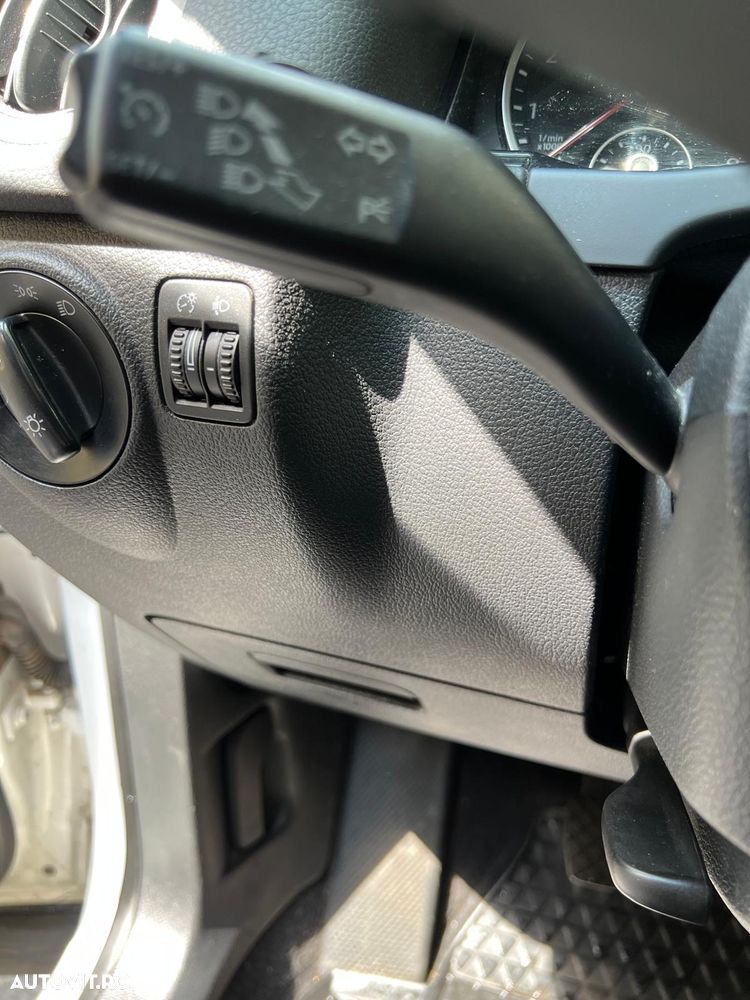Volkswagen Tiguan - 34