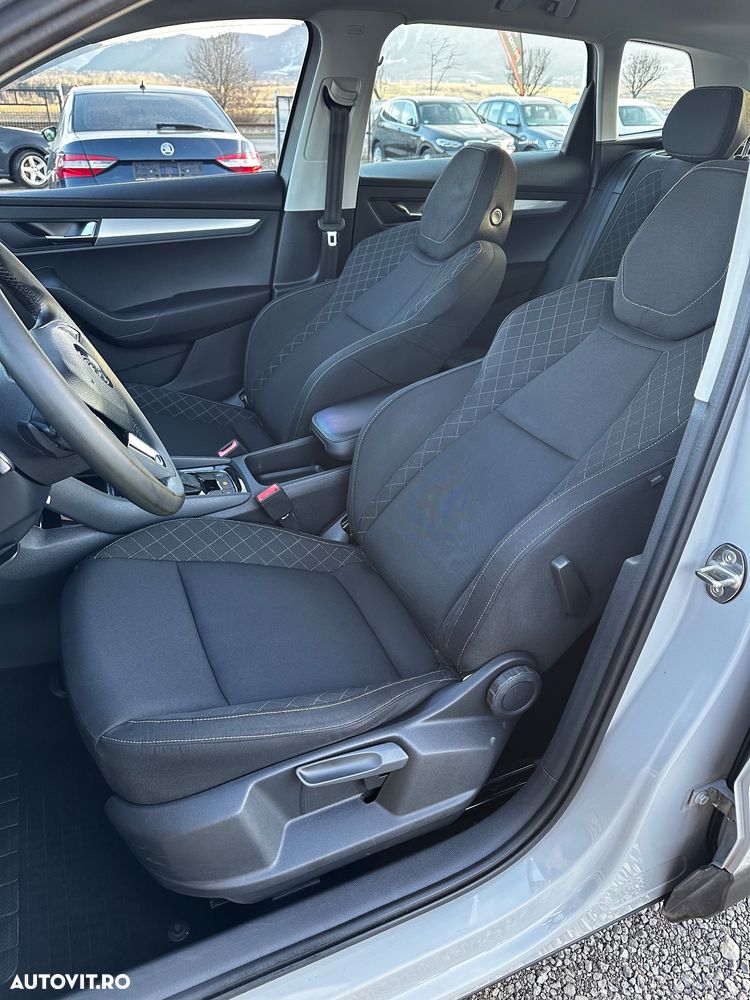 Skoda Karoq 1.6 TDI SCR DSG Style - 18