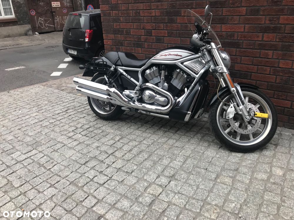 Harley-Davidson V-Rod Street Rod - 11