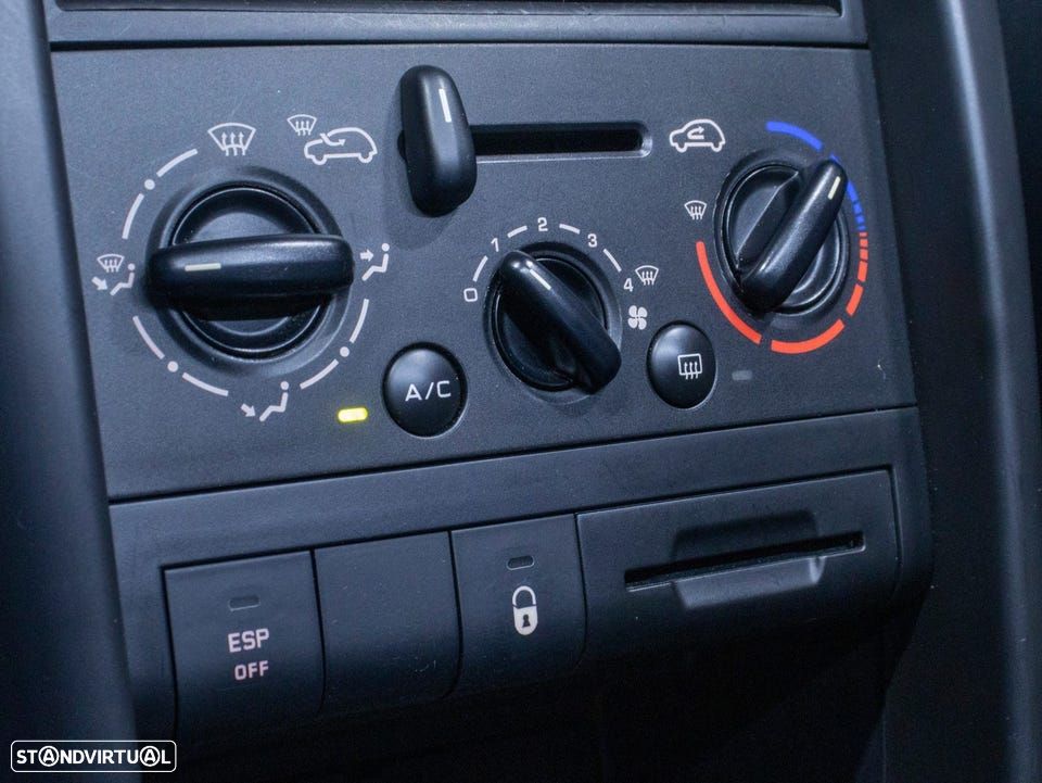 Peugeot 207 - 9