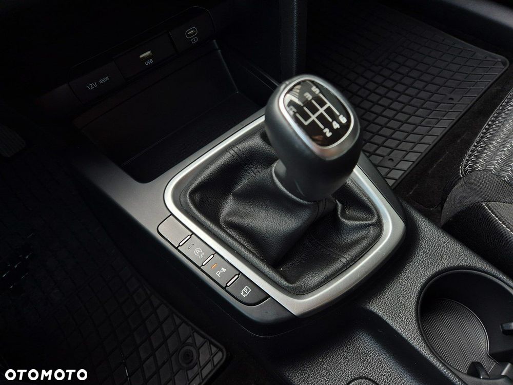Kia XCeed - 26