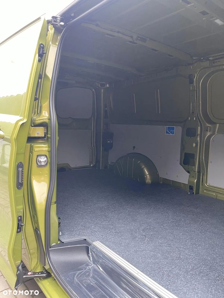 Volkswagen Transporter - 7