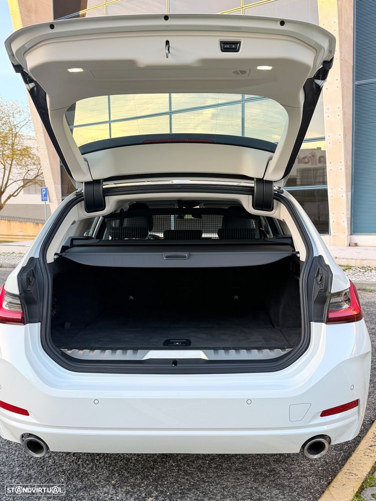 BMW 330 e iPerformance Line Sport - 8