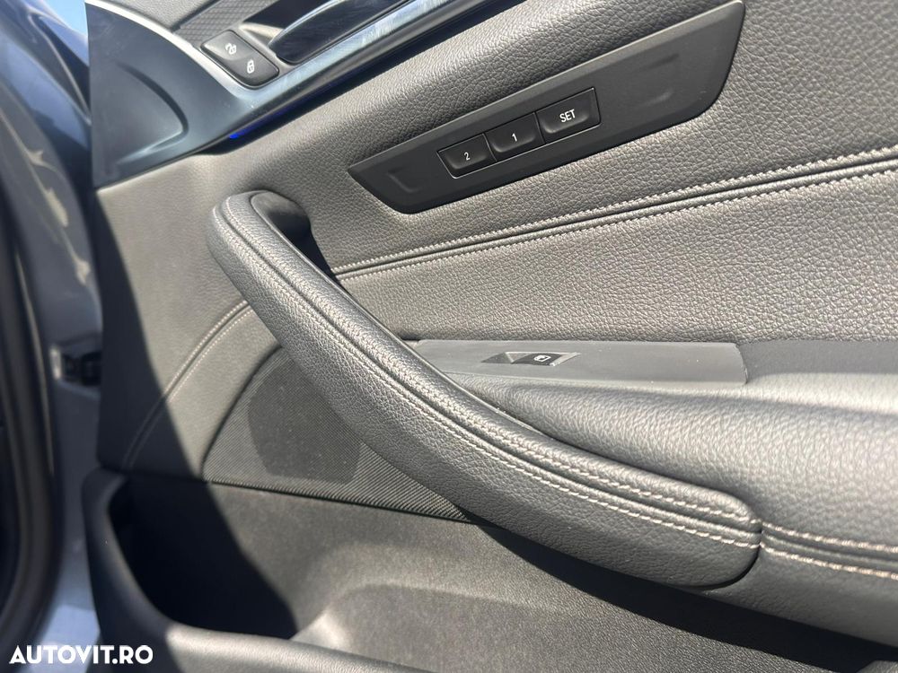 BMW Seria 5 520d xDrive AT MHEV - 11