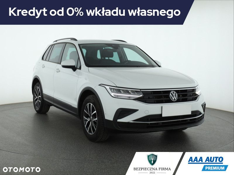 Volkswagen Tiguan - 2