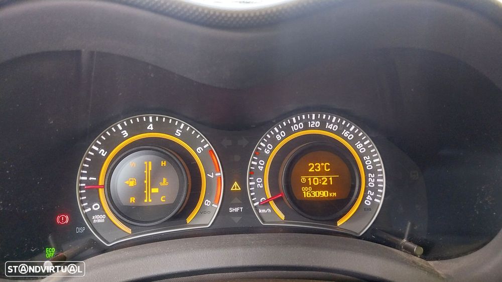 Toyota Auris 1.33 VVT-i - 7