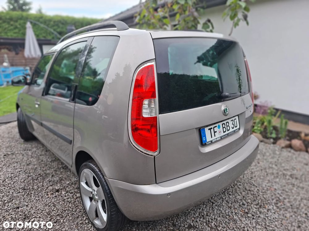 Skoda Roomster 1.6 16V Comfort PLUS EDITION - 2