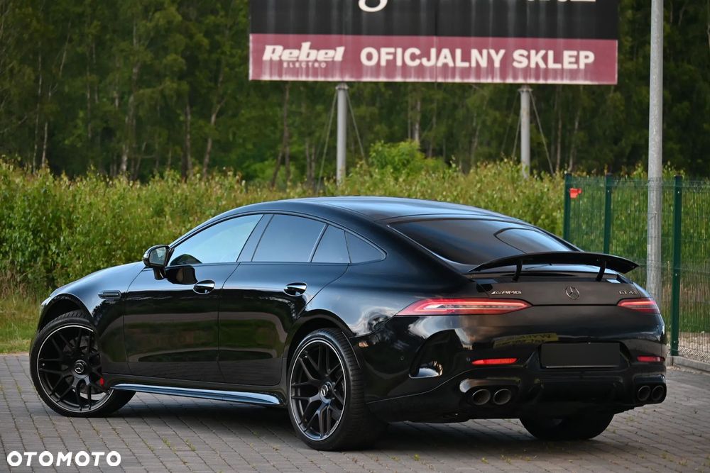 Mercedes-Benz AMG GT 43 4-Matic+ - 17