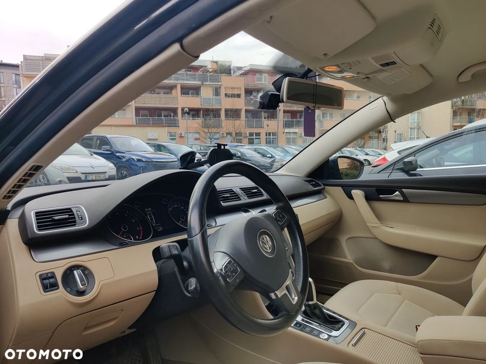 Volkswagen Passat 1.8 TSI Comfortline DSG - 3