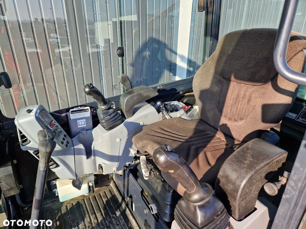 Kubota KX 027-4 jak JCB CAT WACKER R261 - 13