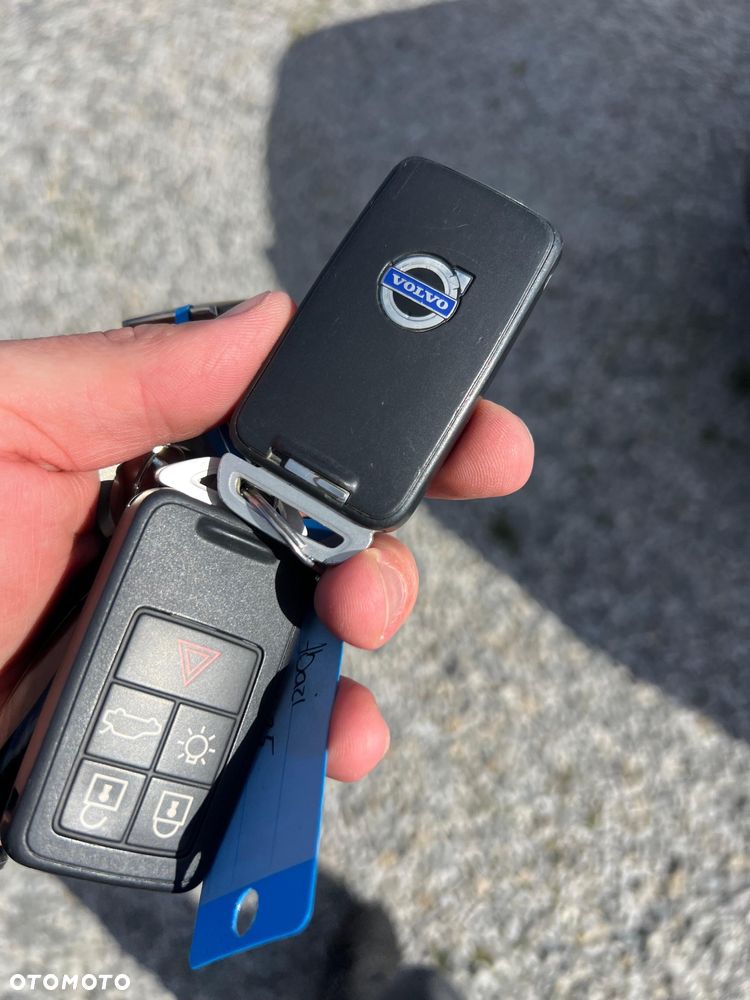 Volvo XC 60 D4 AWD Geartronic Summum - 28