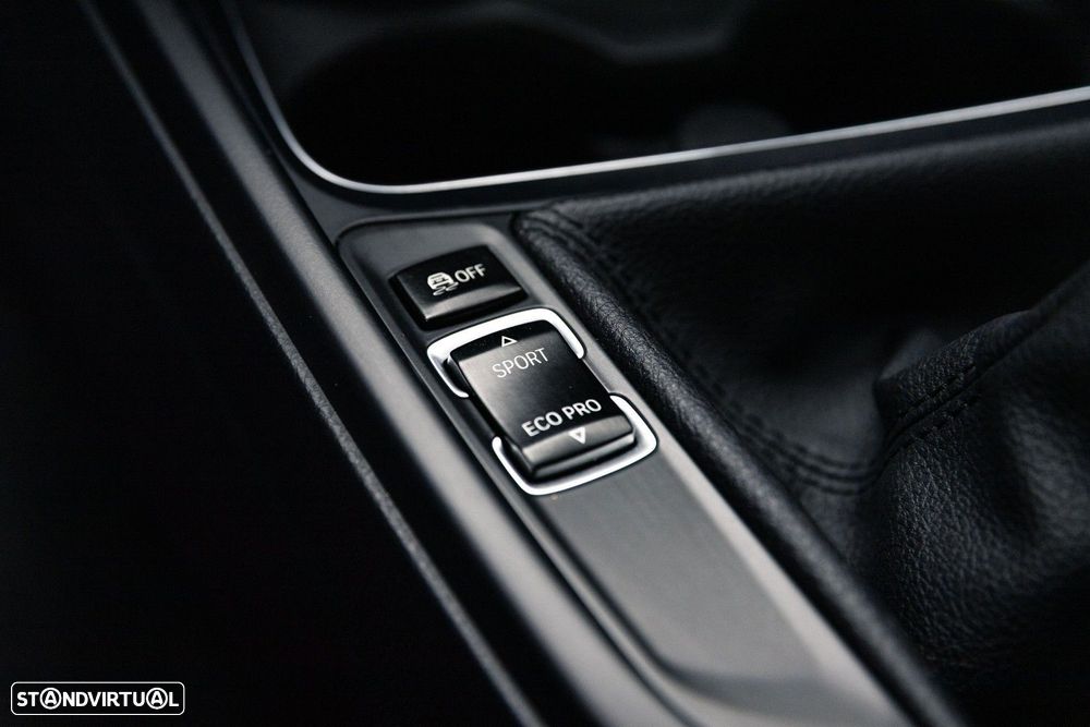 BMW 318 d Touring - 34