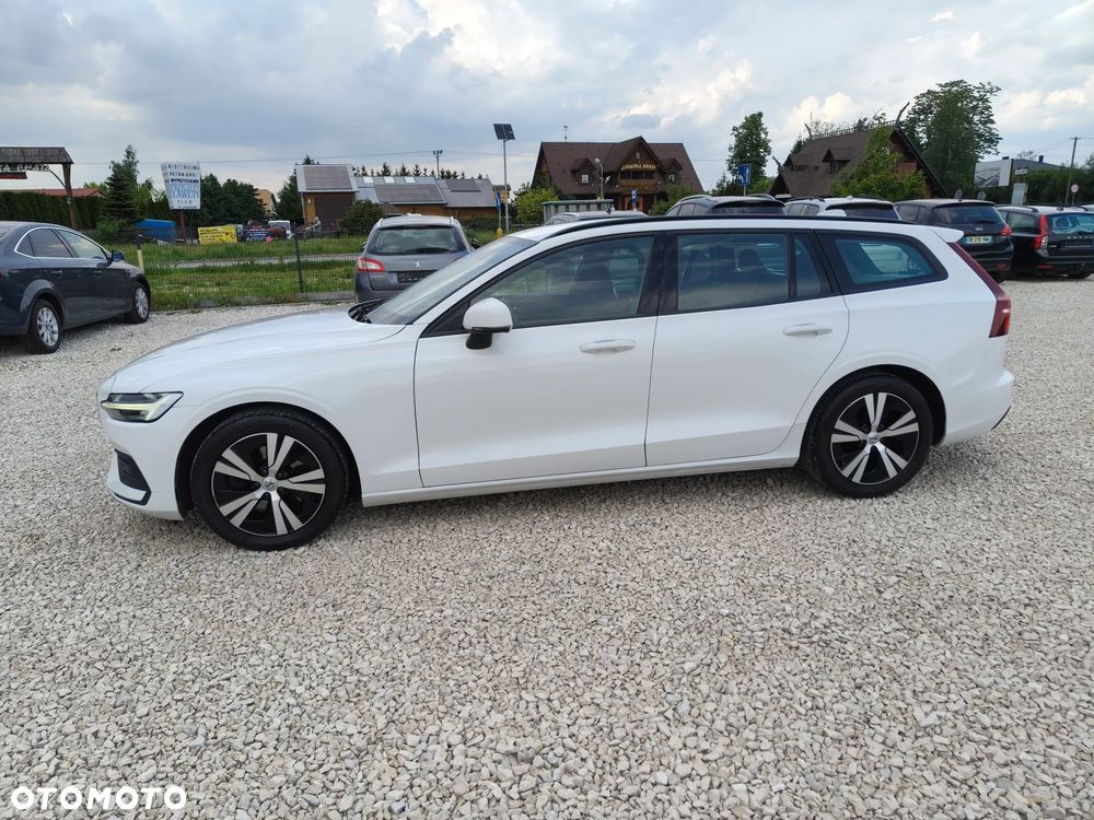 Volvo V60 B3 B Momentum - 34