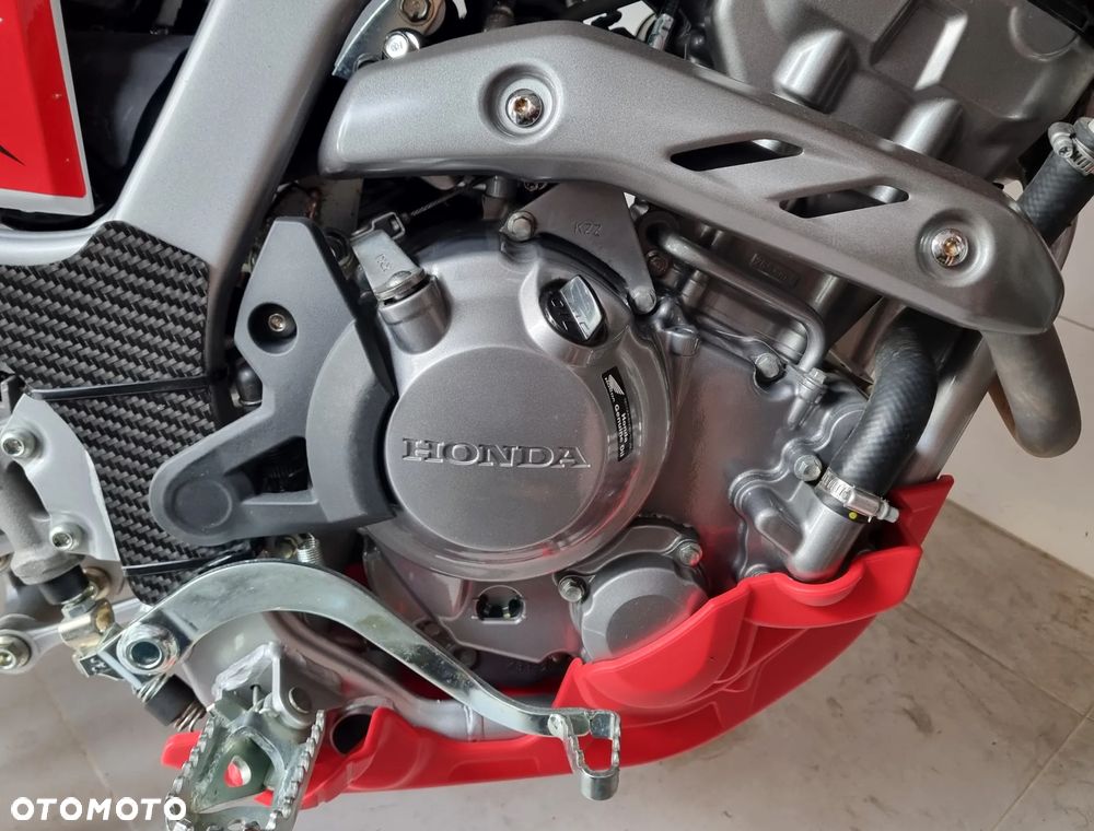 Honda CRF - 4