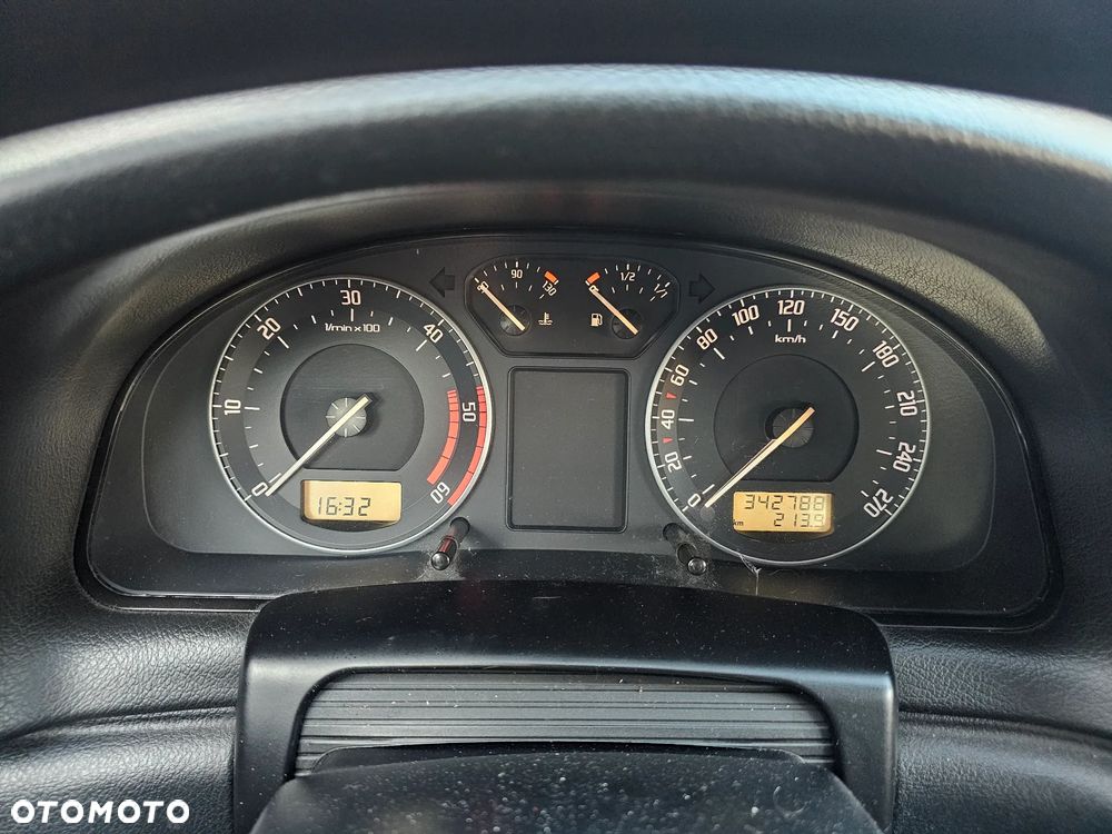 Skoda Superb 1.9 TDI Classic - 16