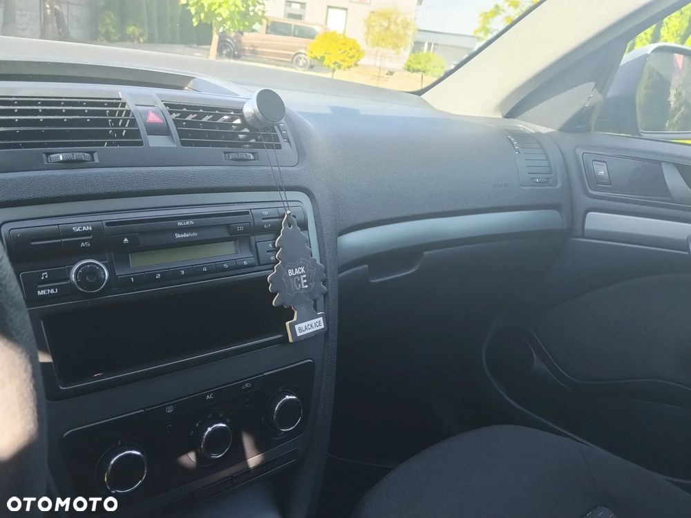 Skoda Octavia 1.4 TSI Ambition - 8