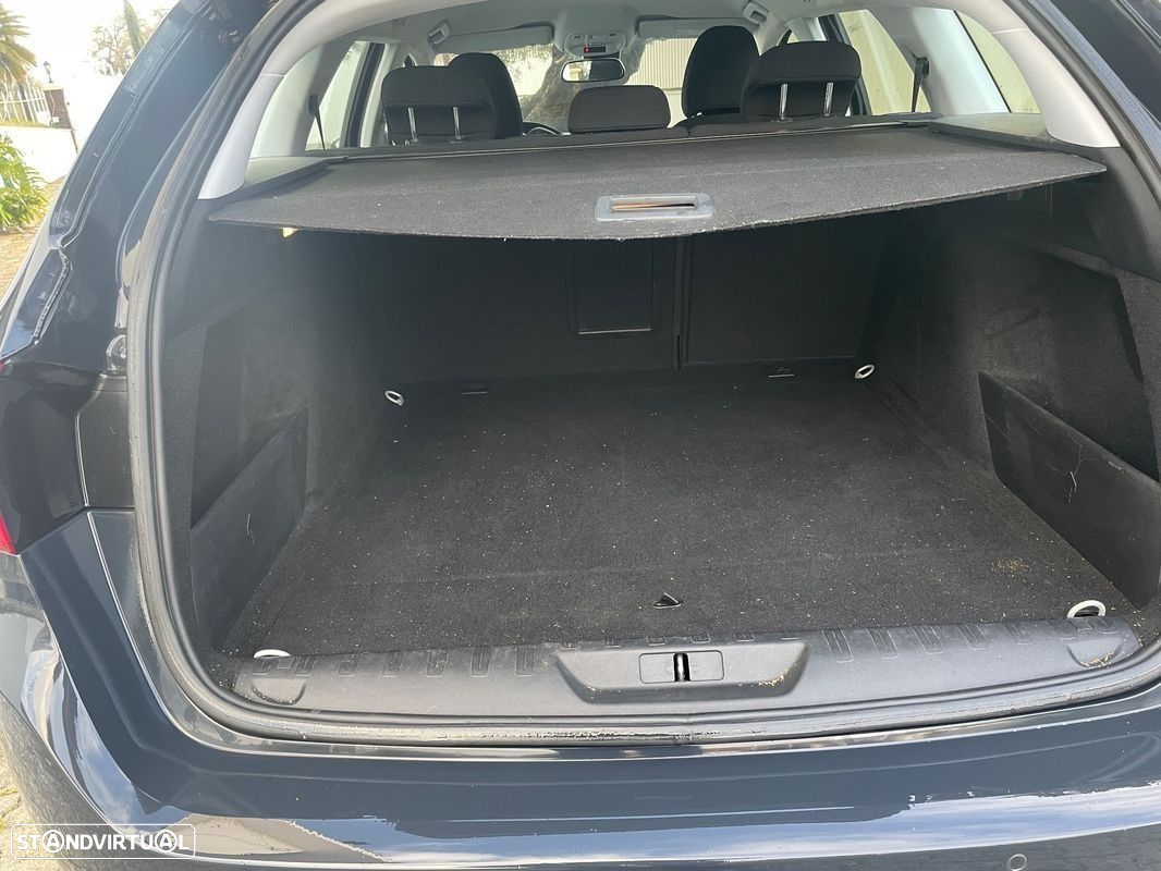 Peugeot 308 SW - 13