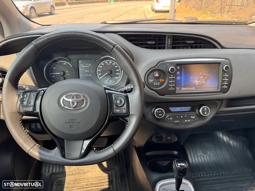 Toyota Yaris 1.5 HSD Comfort+P.Style - 21