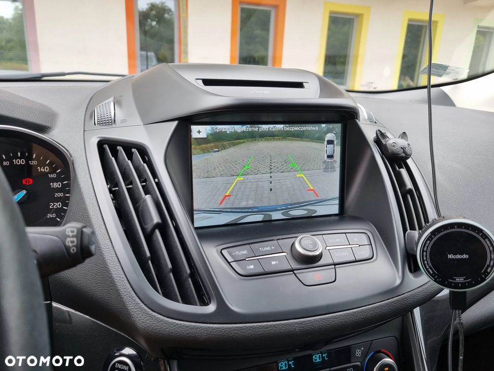 Ford Kuga 1.5 EcoBoost FWD Titanium ASS MMT6 - 27