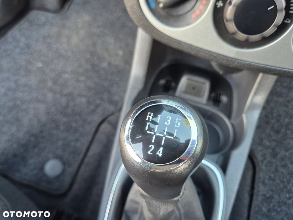 Opel Corsa - 22