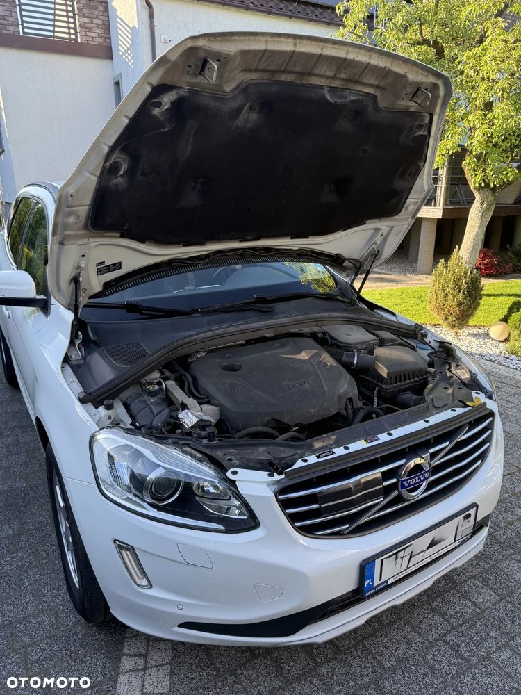 Volvo XC 60 D4 Drive-E Momentum - 8