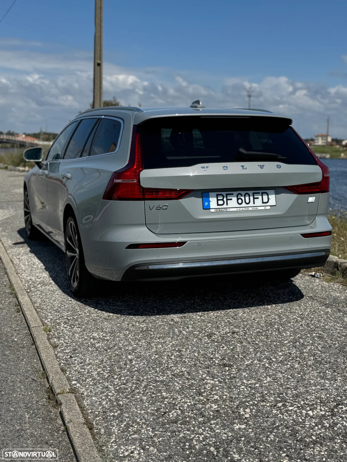 Volvo V60 2.0 T6 AWD TE Core - 3