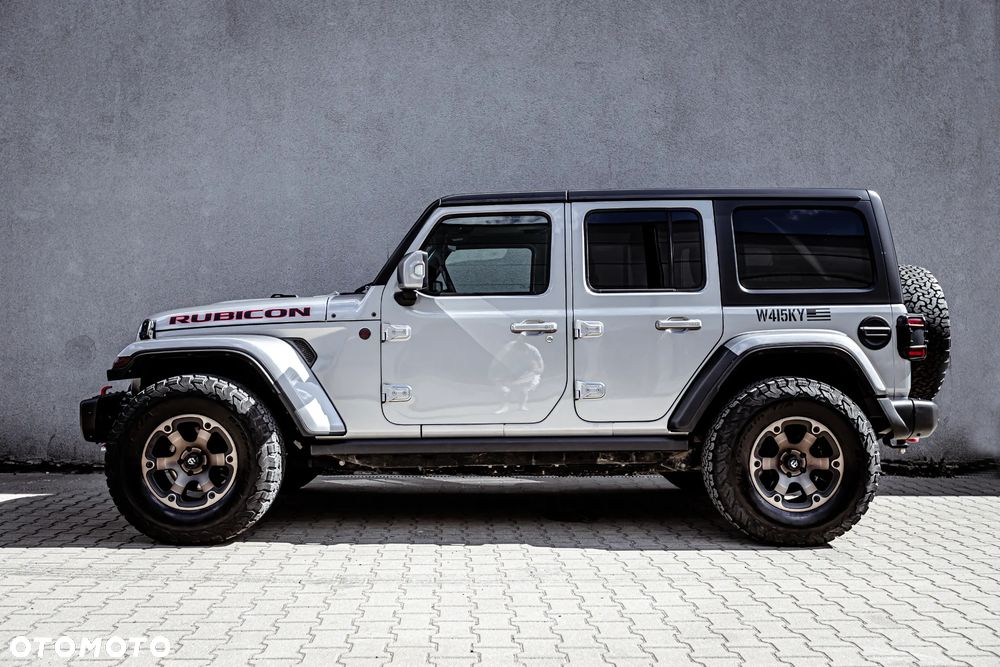 Jeep Wrangler - 4
