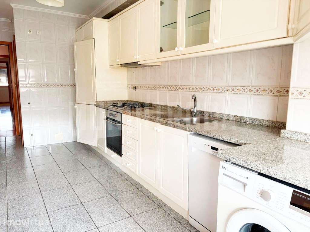 Apartamento T4 S. Vitor - Grande imagem: 2/20