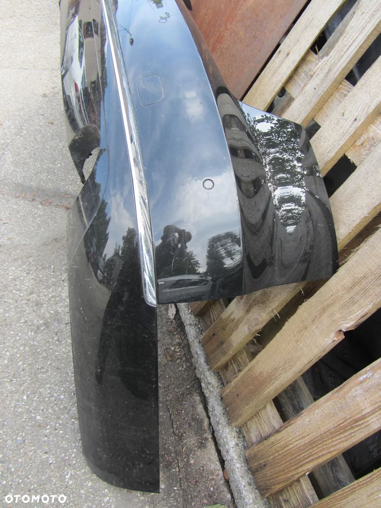 Audi A8 D4 Long tył lak.LY8X do załorzenia - 2