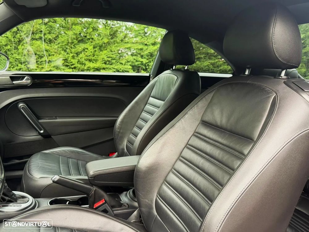 VW New Beetle 2.0 TSI Sport DSG - 2